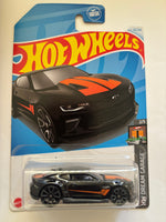 Hotwheels ‘18 Camaro SS Black HW Dream Garage